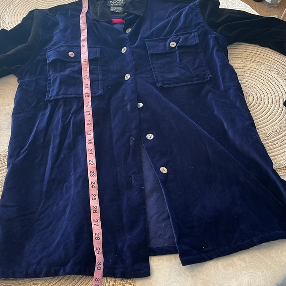 Koos of Course Velvet Shirt with Design on Back. Size Small In EUC. Button down. - Picture 7 of 8
